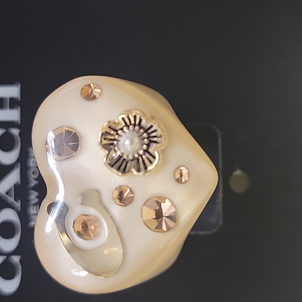 COACH NWT HEART RING - Picture 2 of 9